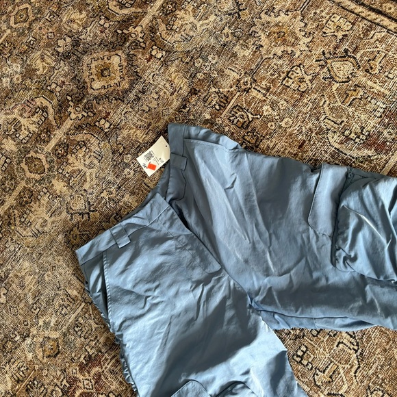 Brand new with tags women’s size large stack cargo pants from forever 21 - Picture 3 of 3